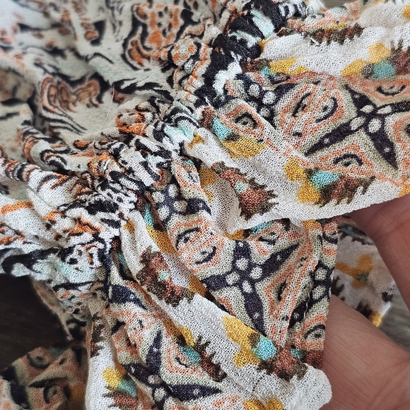 Anthropologie Printed Ruffle Blouse~Medium - Picture 11 of 15